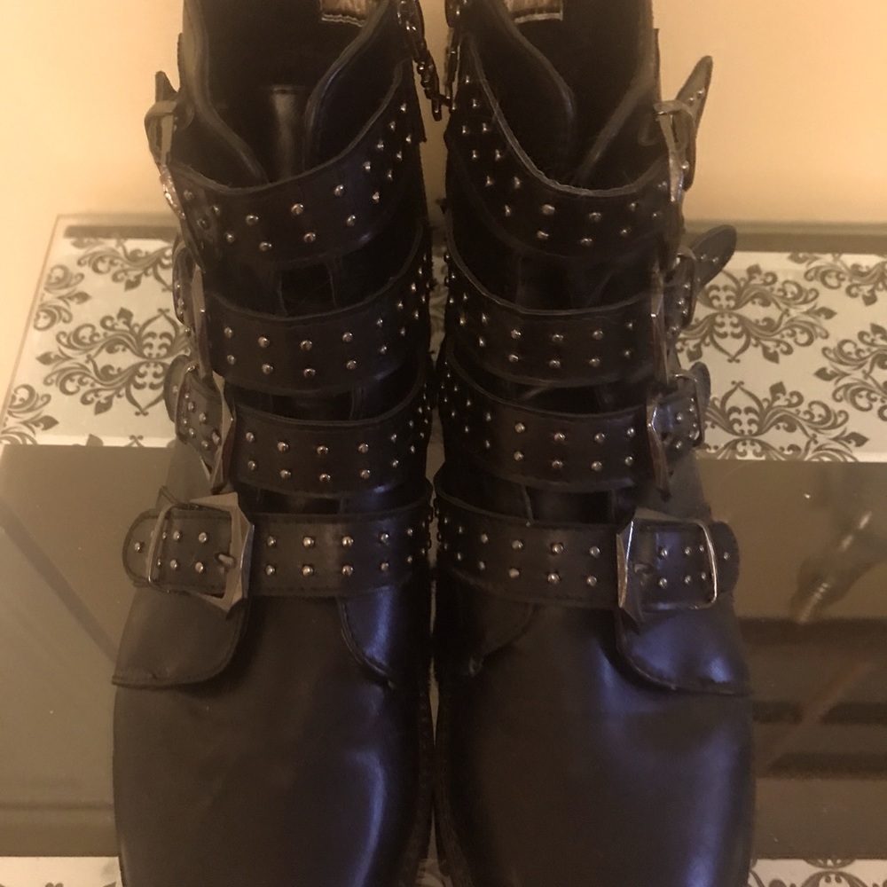 Xti boots